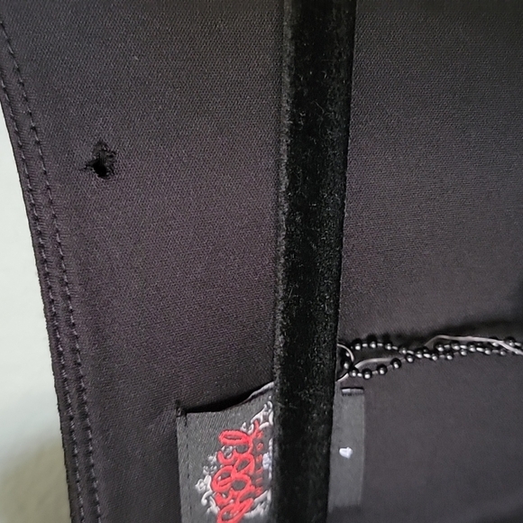 Torrid X Rebel Rocker Retro Wilson surplice cap shoulder dress NWT size 4 - Picture 11 of 14